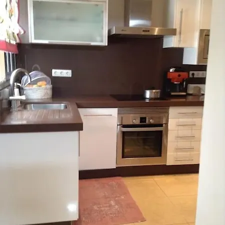 Magnífica casa a 200 mts de la Playa Puerto Colón de Membrillo Suites Apartamento