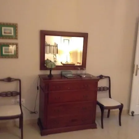 Magnífica casa a 200 mts de la Playa Puerto Colón de Membrillo Suites Costa Adeje (Tenerife)