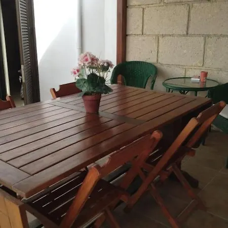 Magnífica casa a 200 mts de la Playa Puerto Colón de Membrillo Suites *